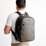 Backpack de piel para caballero modelo Ll-2194