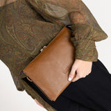 Bolsa tipo Clutch de Piel Ll-3220